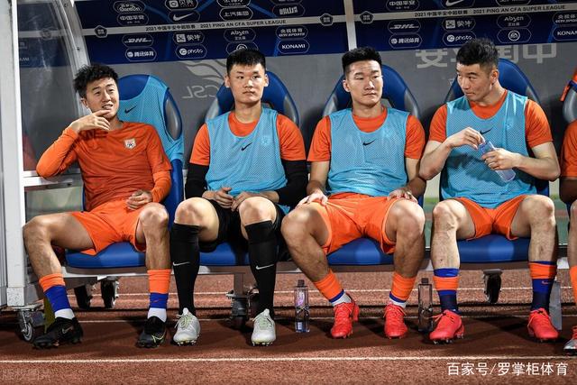 福登：曼城团结一心，财务问题未曾影响表现